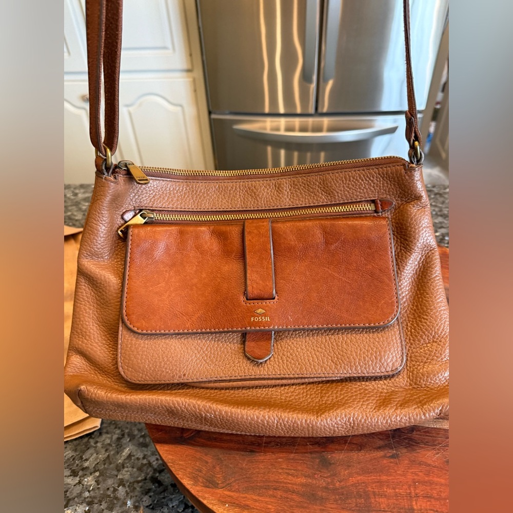 Fossil Kinley Medium Brown Pebbled Leather Crossbody Purse Bag 12x9x2